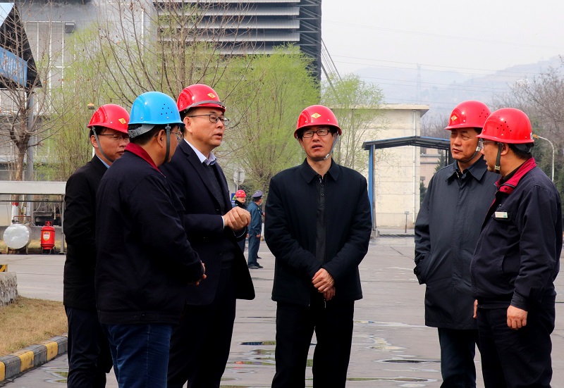巴彥淖爾市烏拉特后旗旗委副書記、旗長趙峻嶺一行蒞臨公司考察交流